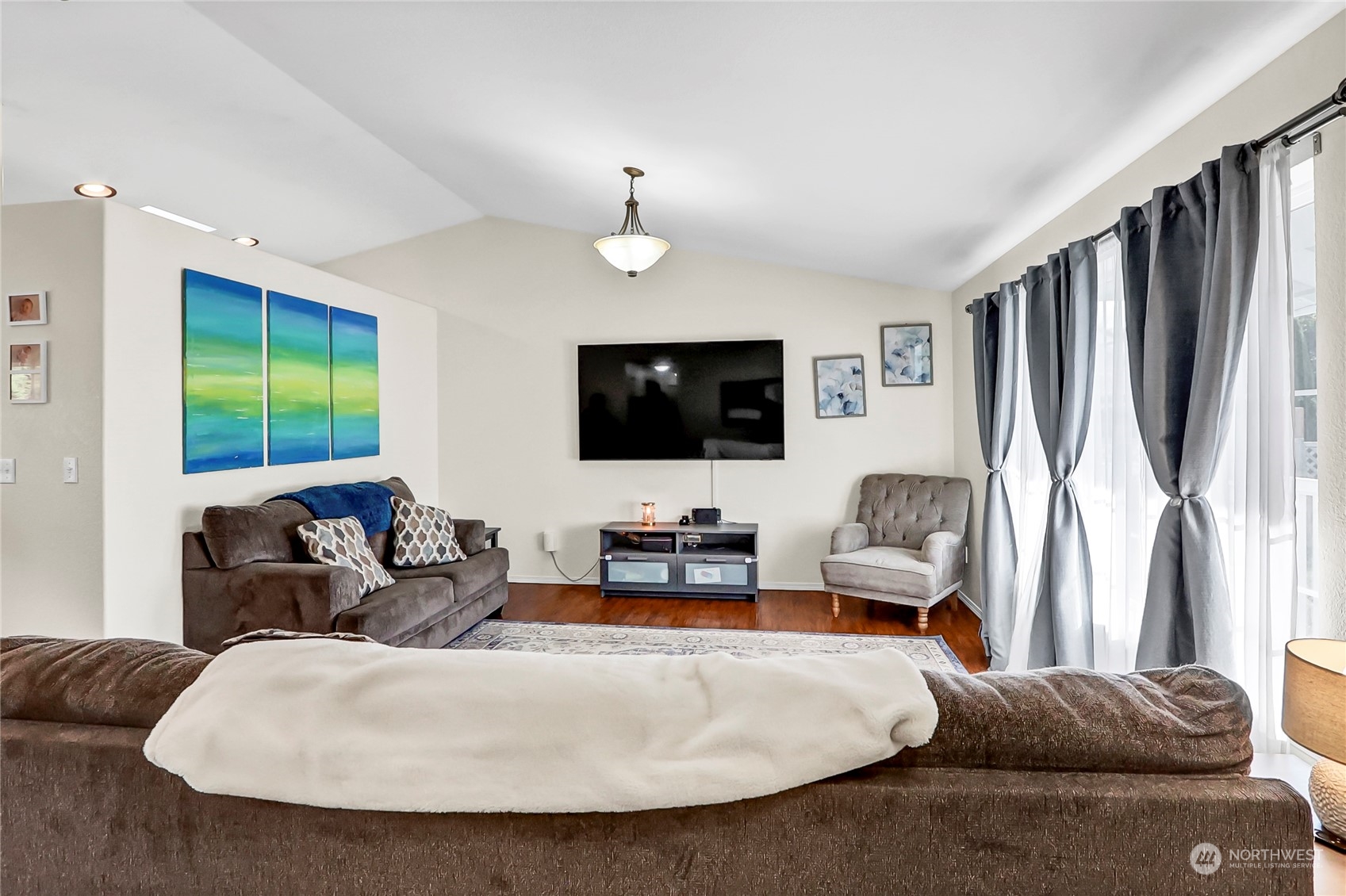 15736 95th Court Property Photo 8