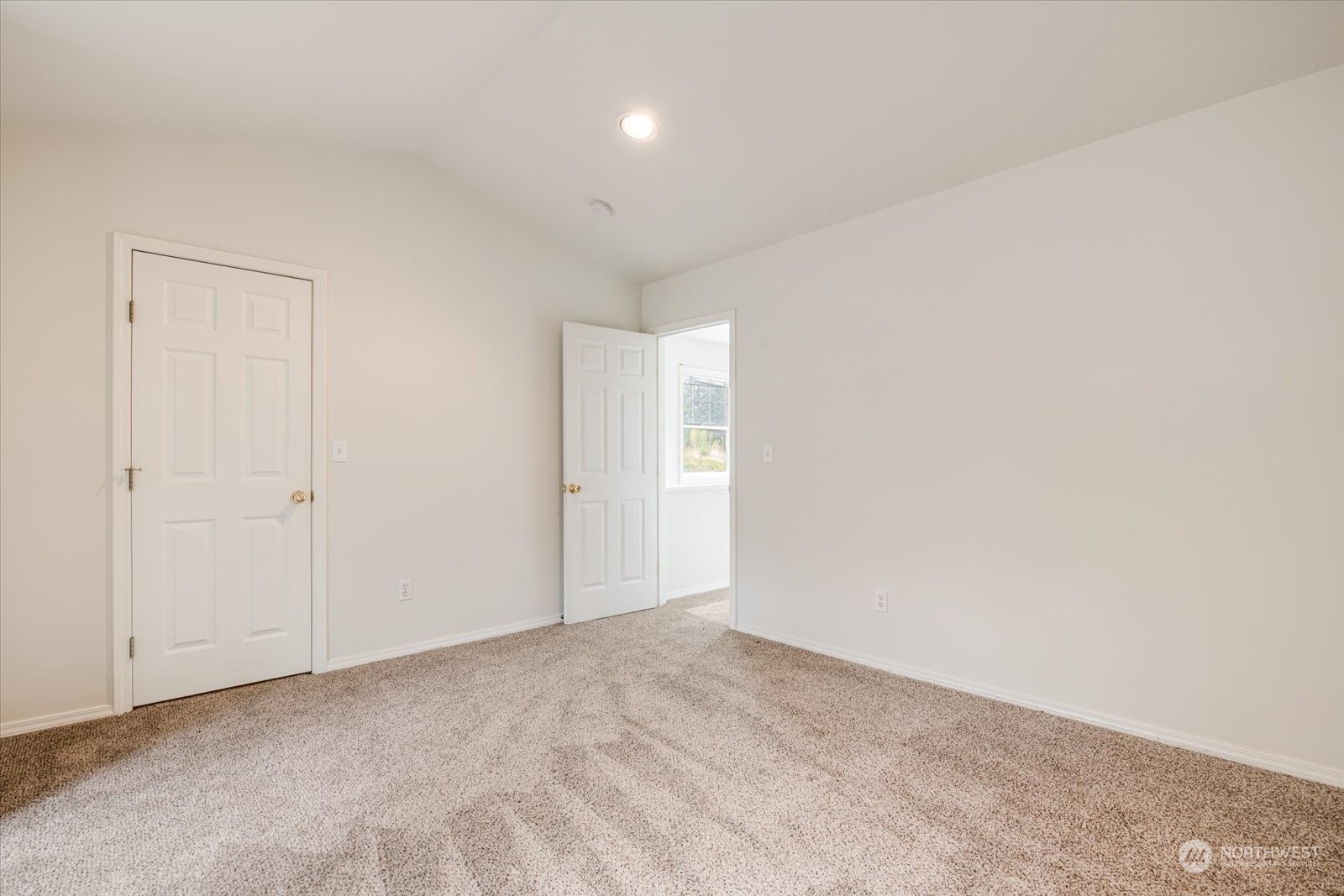 5912 Ne 35th Circle Property Photo 27
