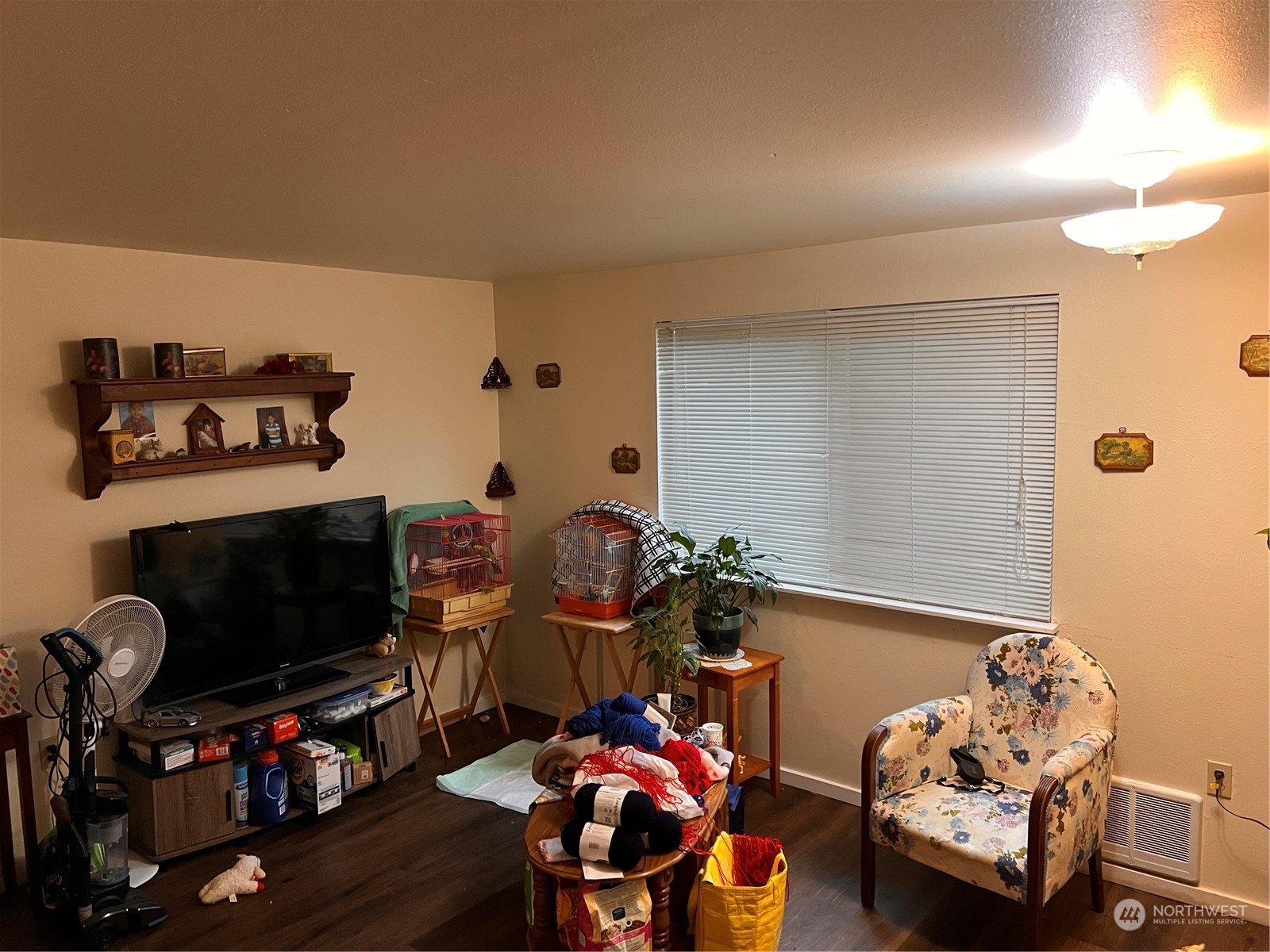 107 W Casino Road Property Photo 12