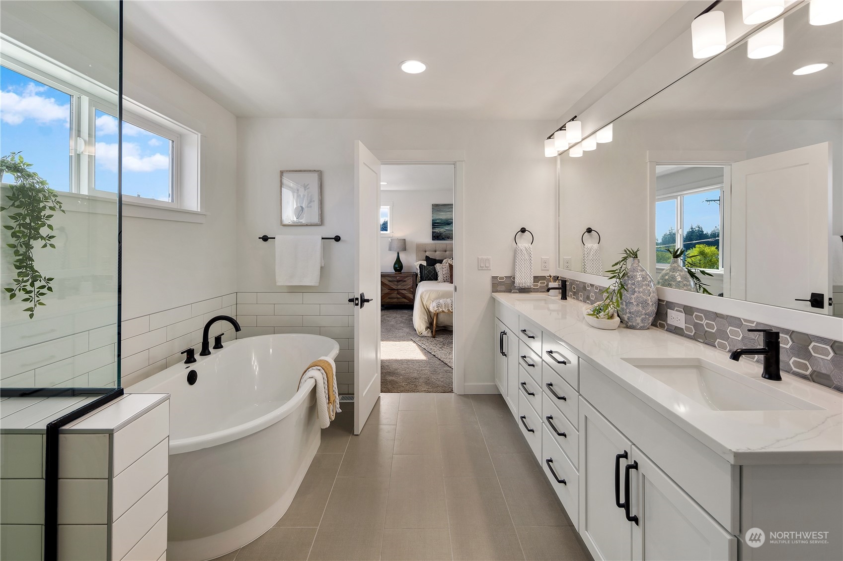 14021 Meridian Drive Property Photo 18