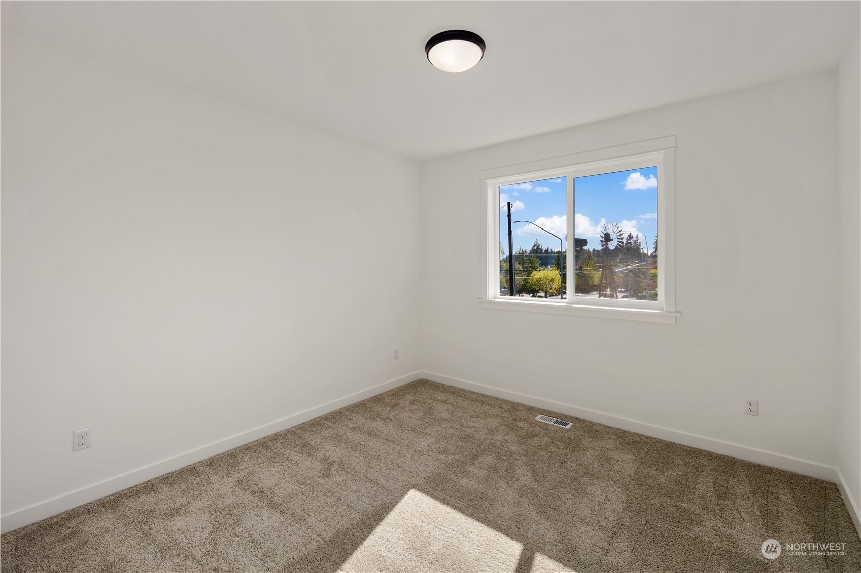 14021 Meridian Drive Property Photo 26