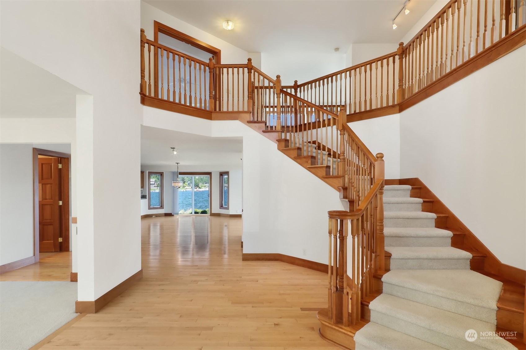 1555 Fairview Drive Property Photo 11