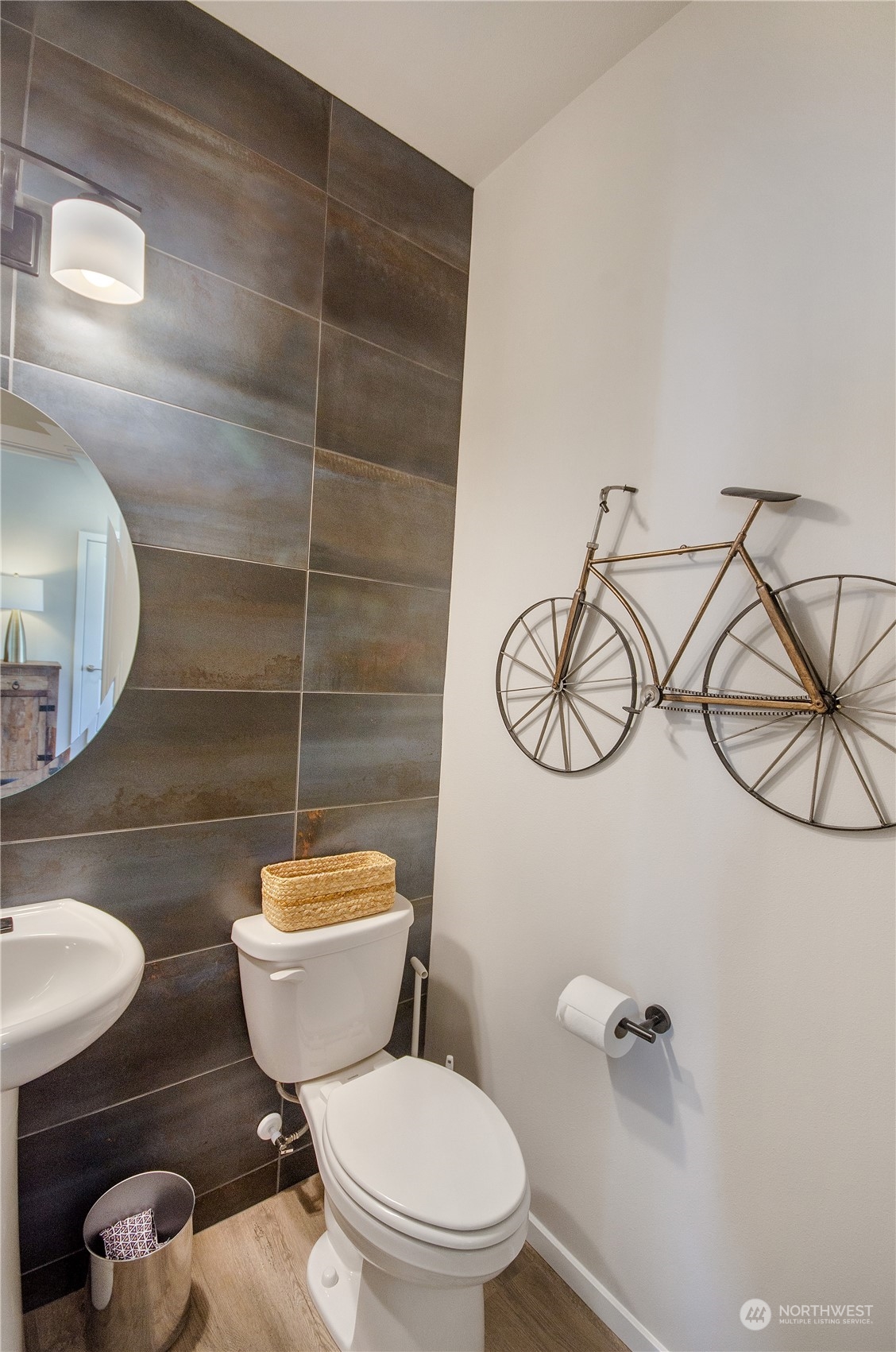 18212 35th Avenue Property Photo 7
