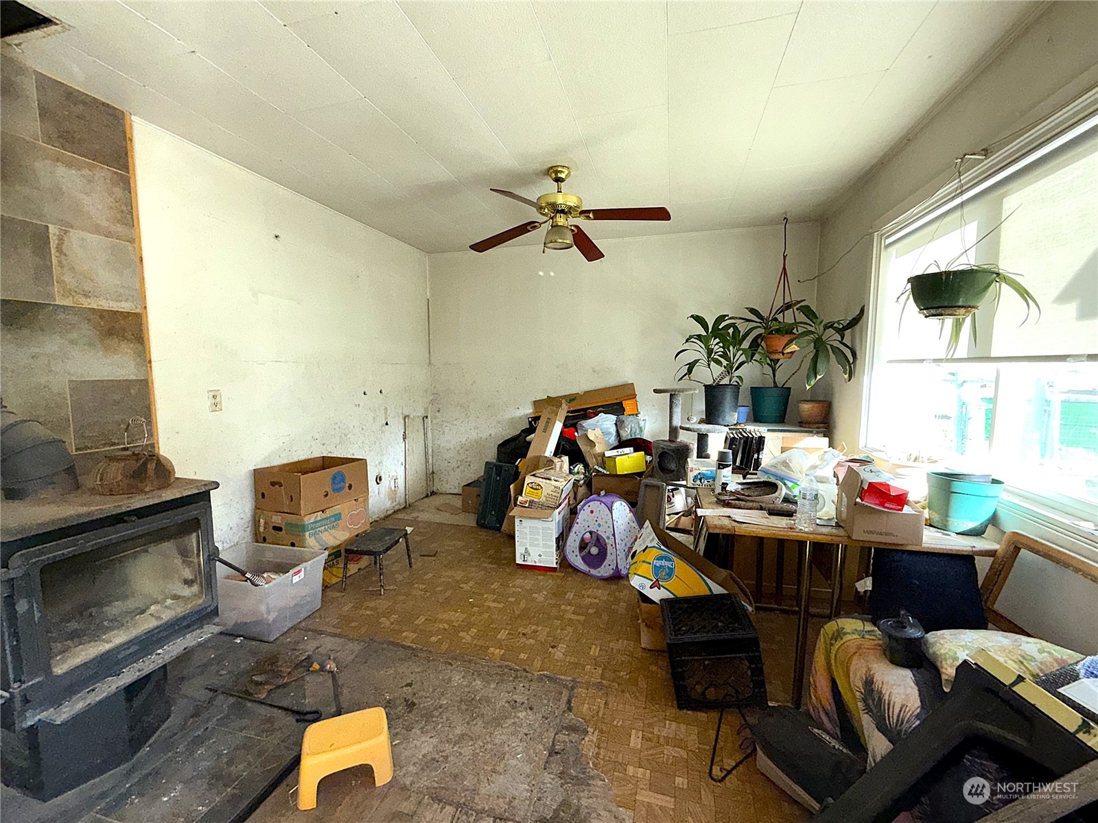 230 E 8th Street Property Photo 2