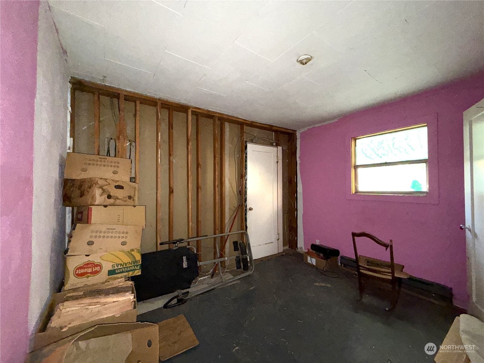 230 E 8th Street Property Photo 12
