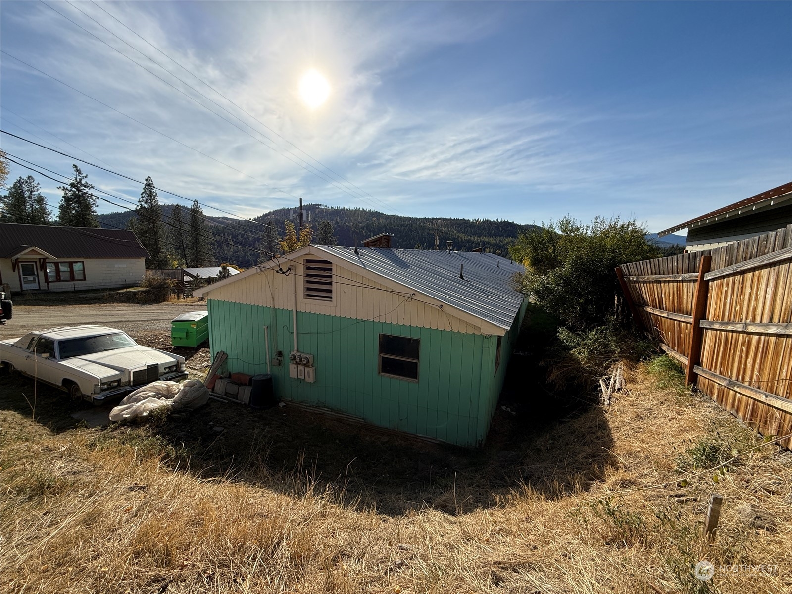 230 E 8th Street Property Photo 16