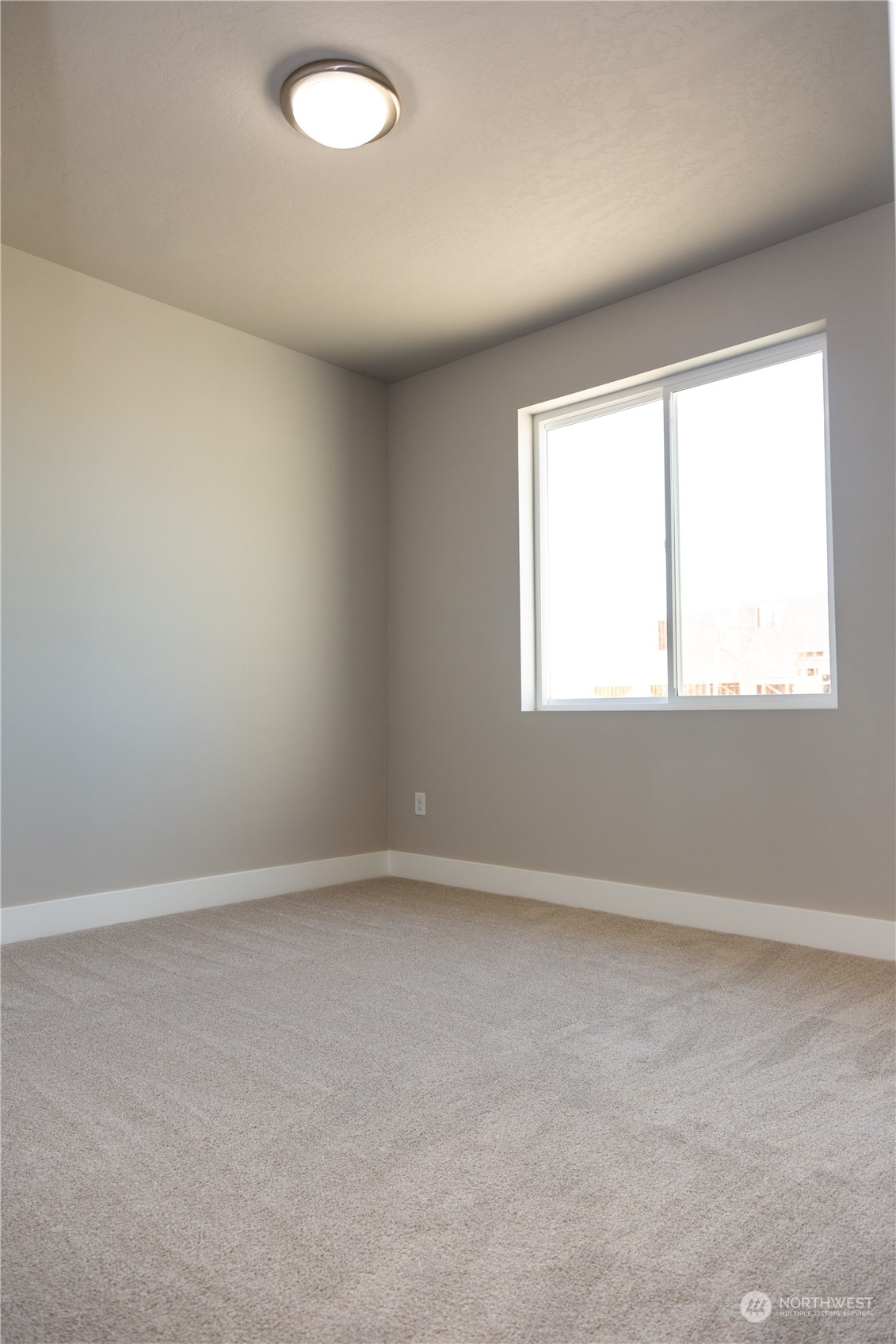 1107 E Cascade Street Property Photo 24