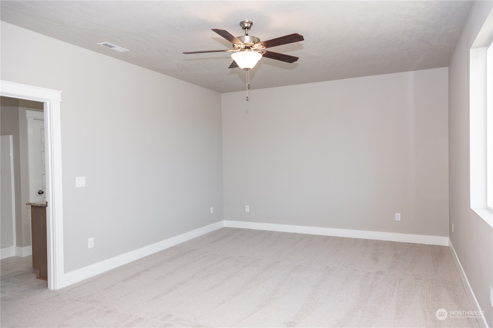 1102 E Cascade Street Property Photo 22