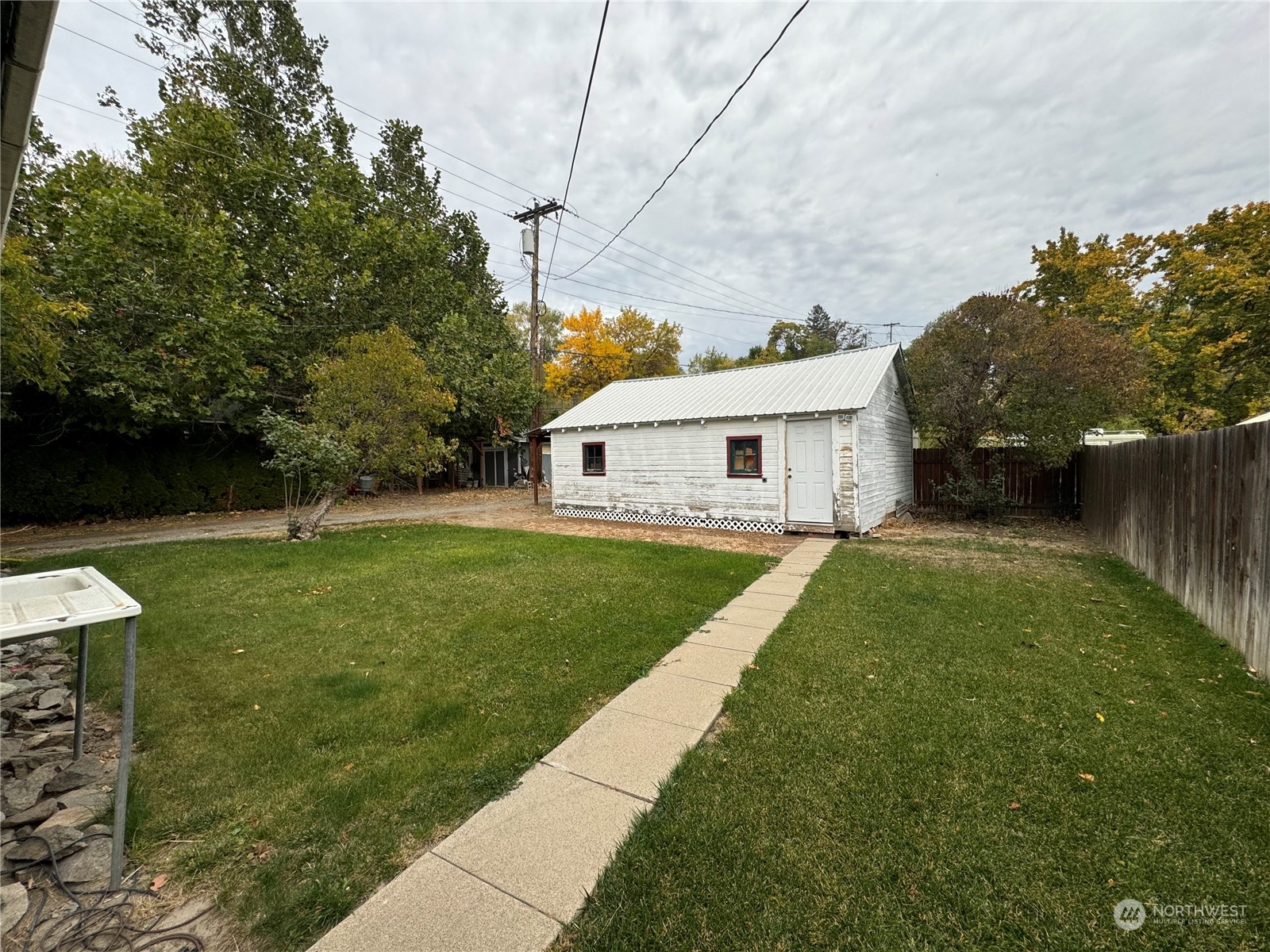 1011 14th Avenue Property Photo 3