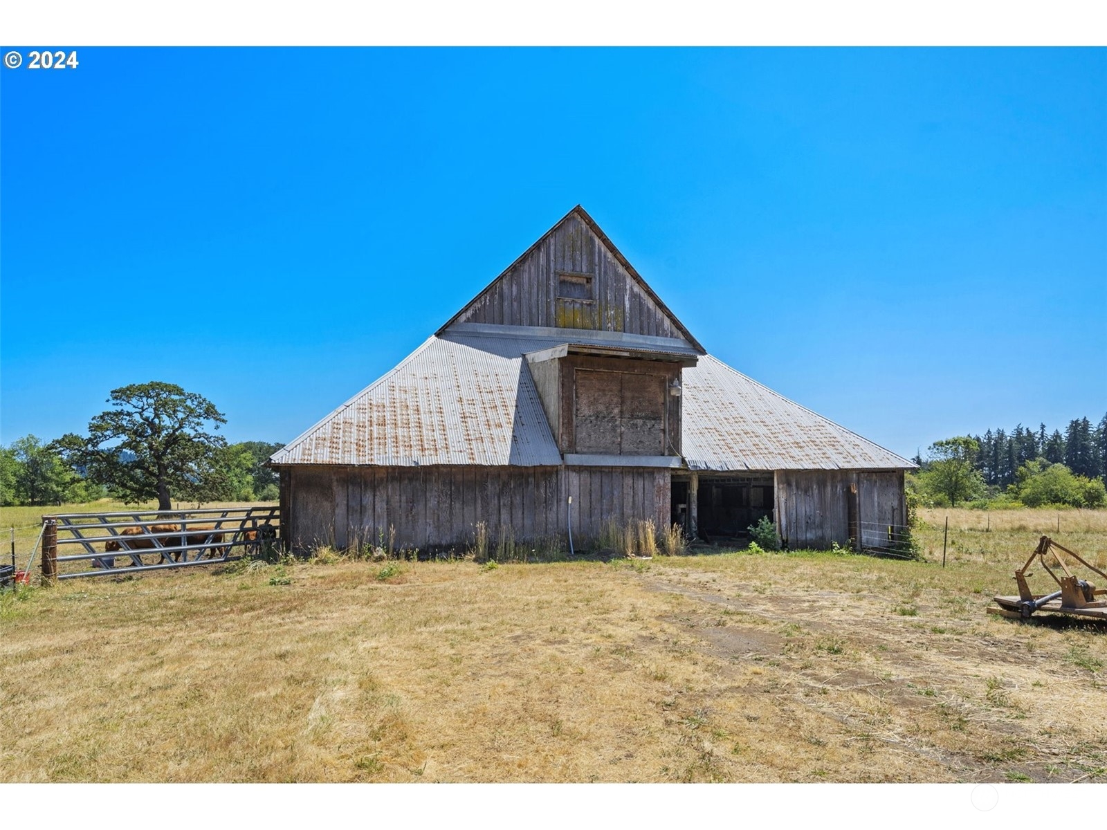 16515 Ne 58th Street Property Photo 4
