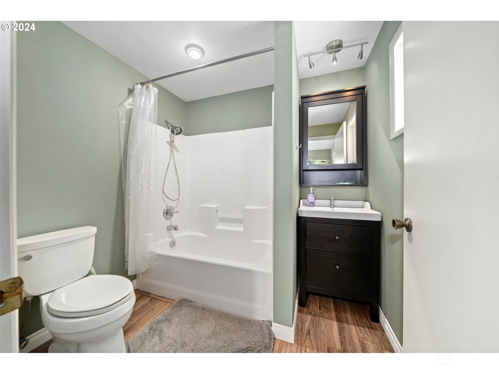 16515 Ne 58th Street Property Photo 33