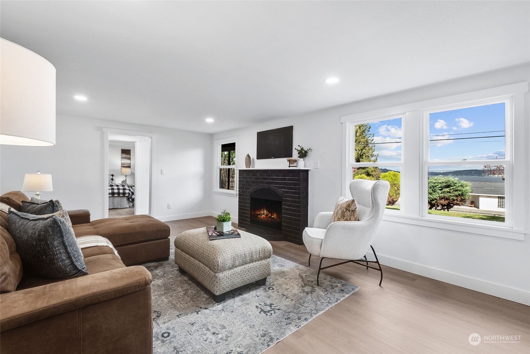 10917 Rainier Avenue Property Photo 19