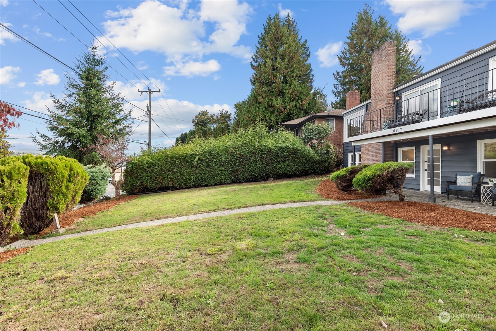10917 Rainier Avenue Property Photo 31