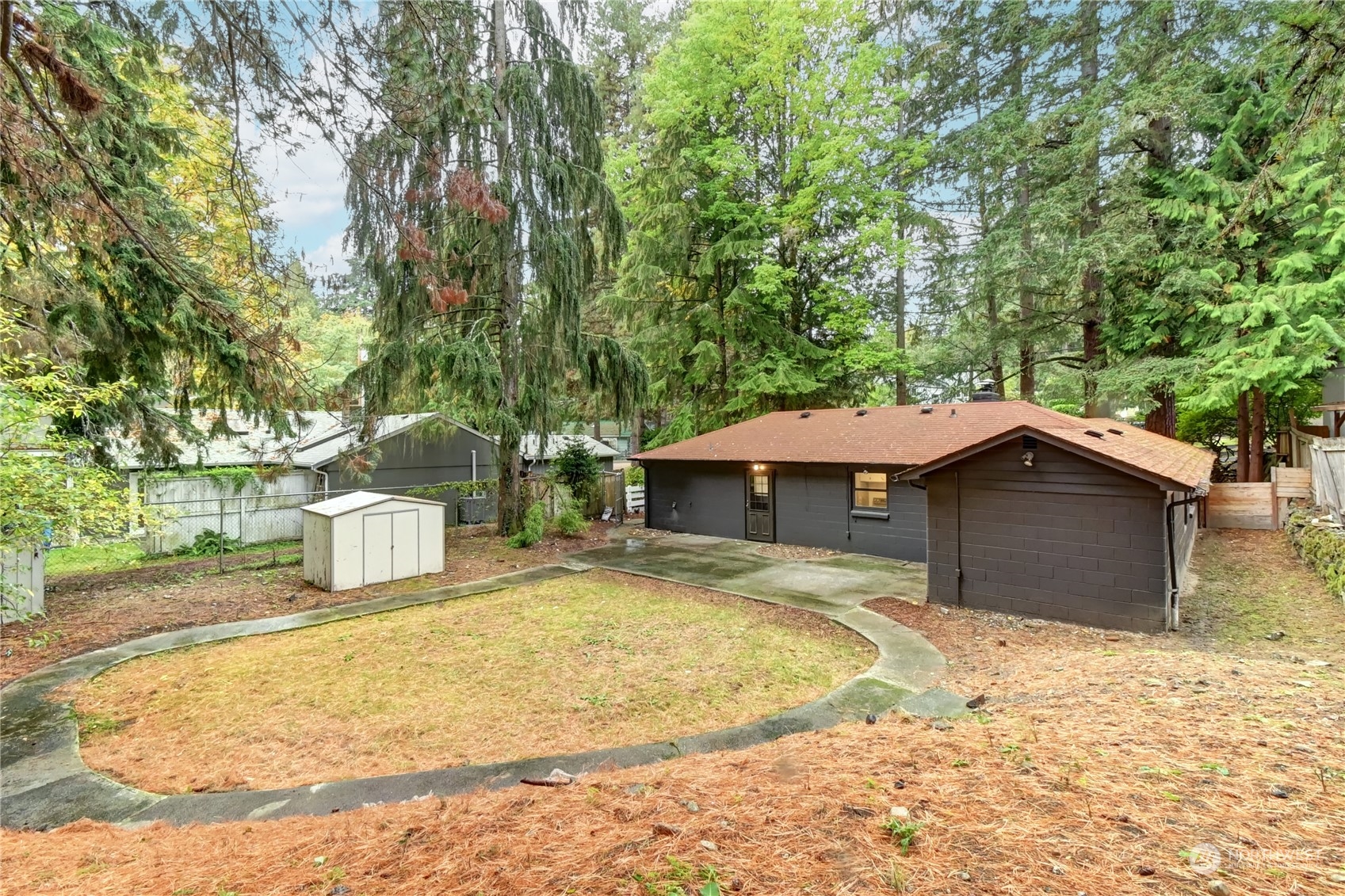 18222 30th Avenue Property Photo 4