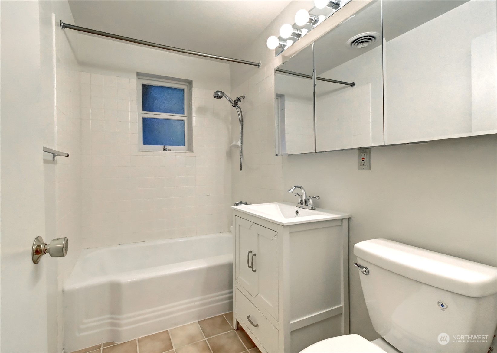 18222 30th Avenue Property Photo 12