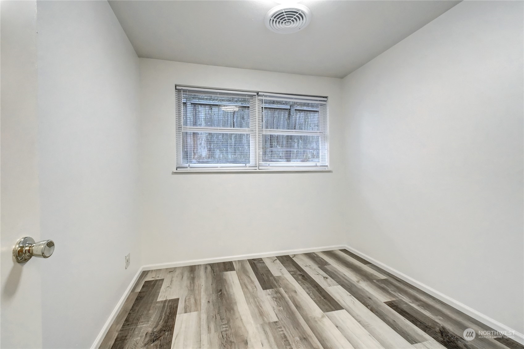 18222 30th Avenue Property Photo 22
