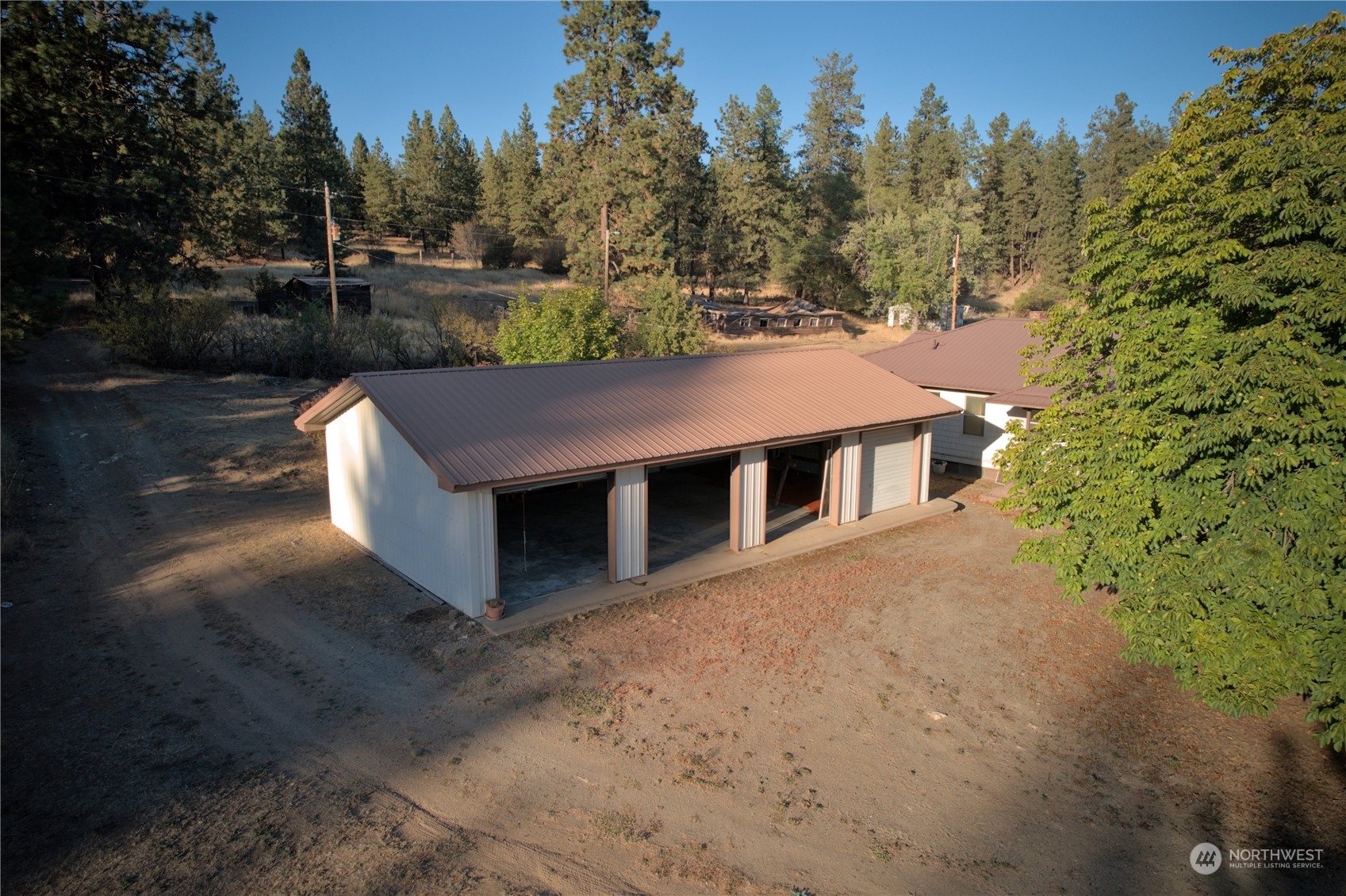 23911 E Trent Avenue Property Photo 6
