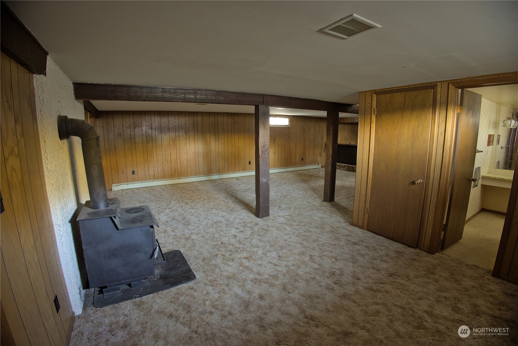 23911 E Trent Avenue Property Photo 16