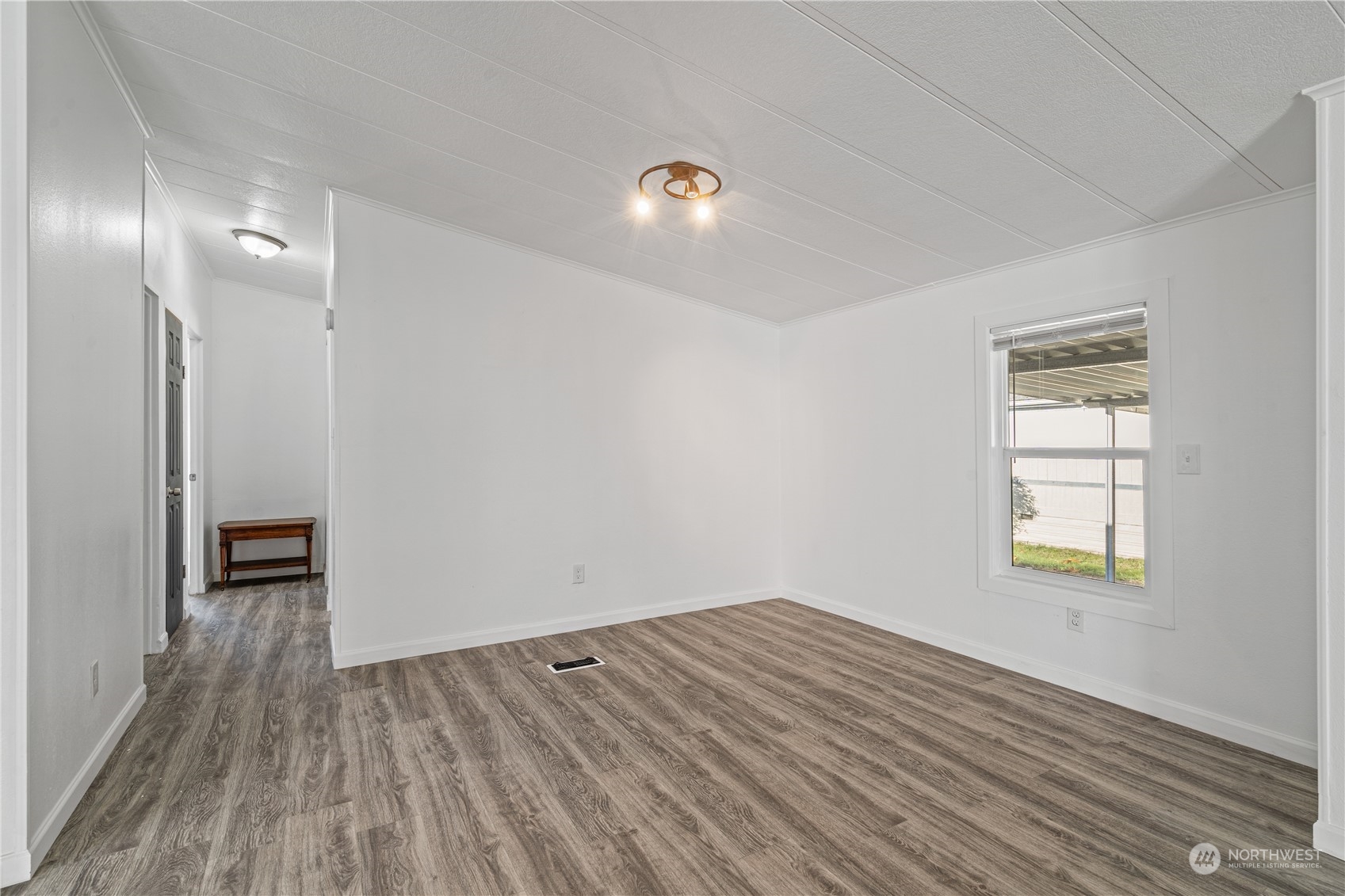 1072 Lincoln Avenue Property Photo 19