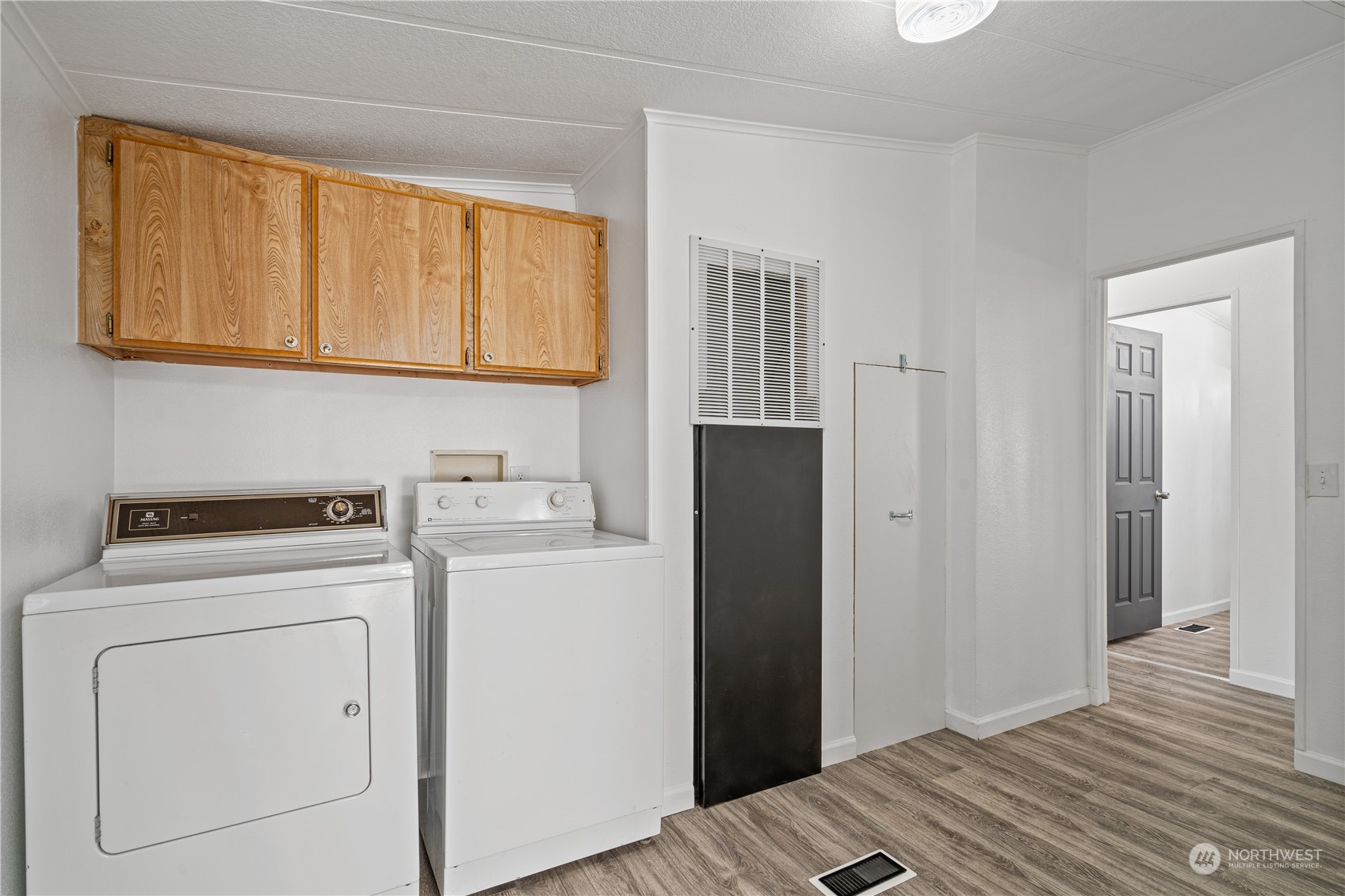 1072 Lincoln Avenue Property Photo 33