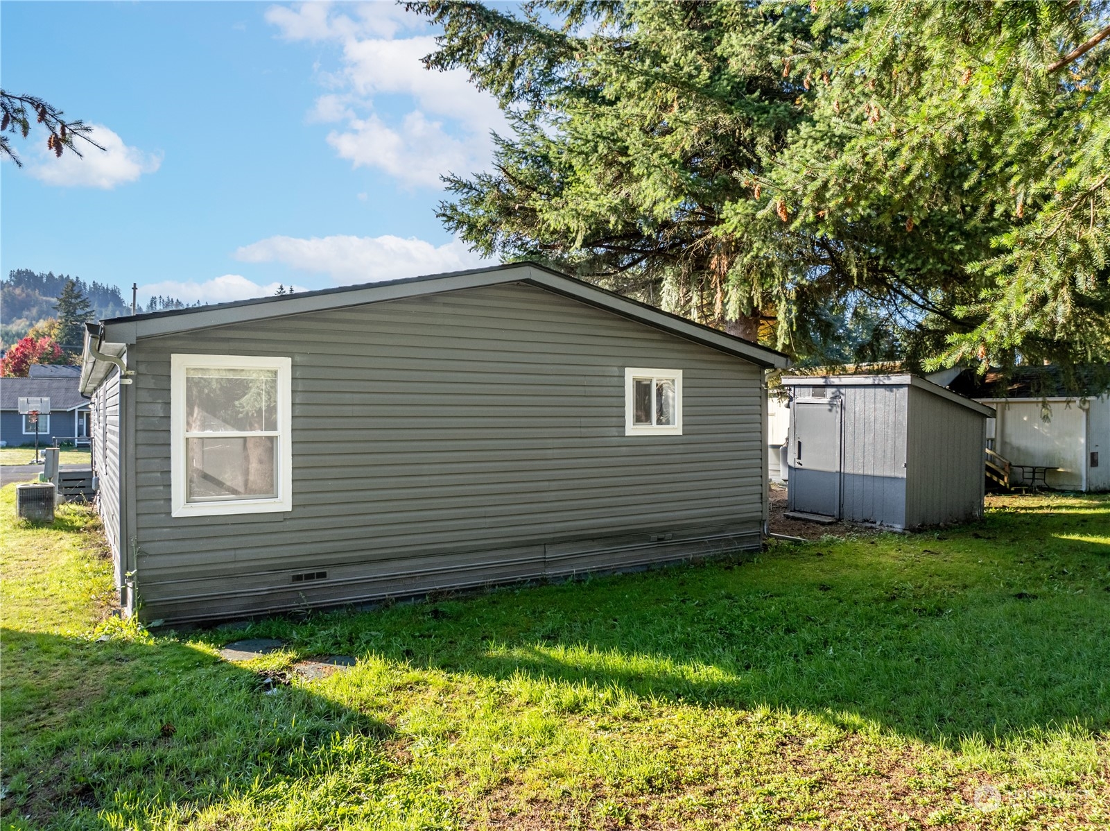 1072 Lincoln Avenue Property Photo 37