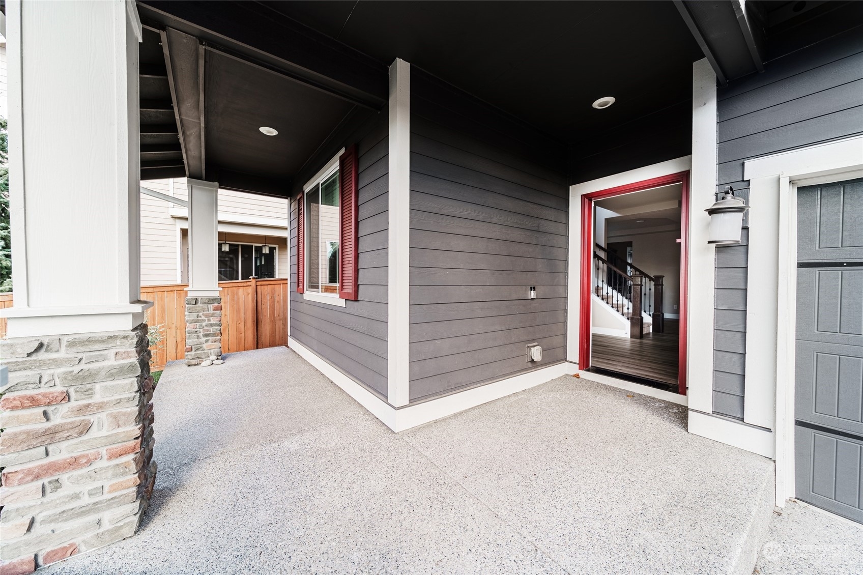 4107 174th Street Property Photo 3