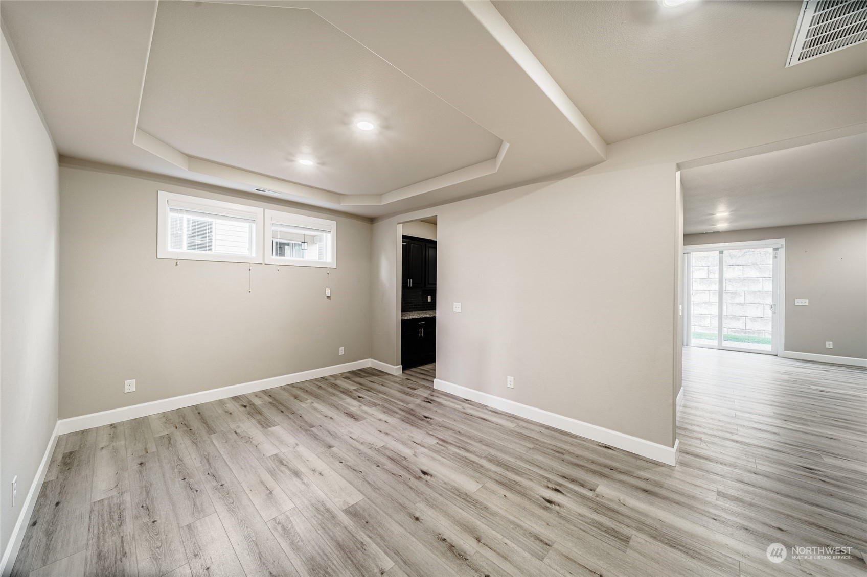 4107 174th Street Property Photo 8