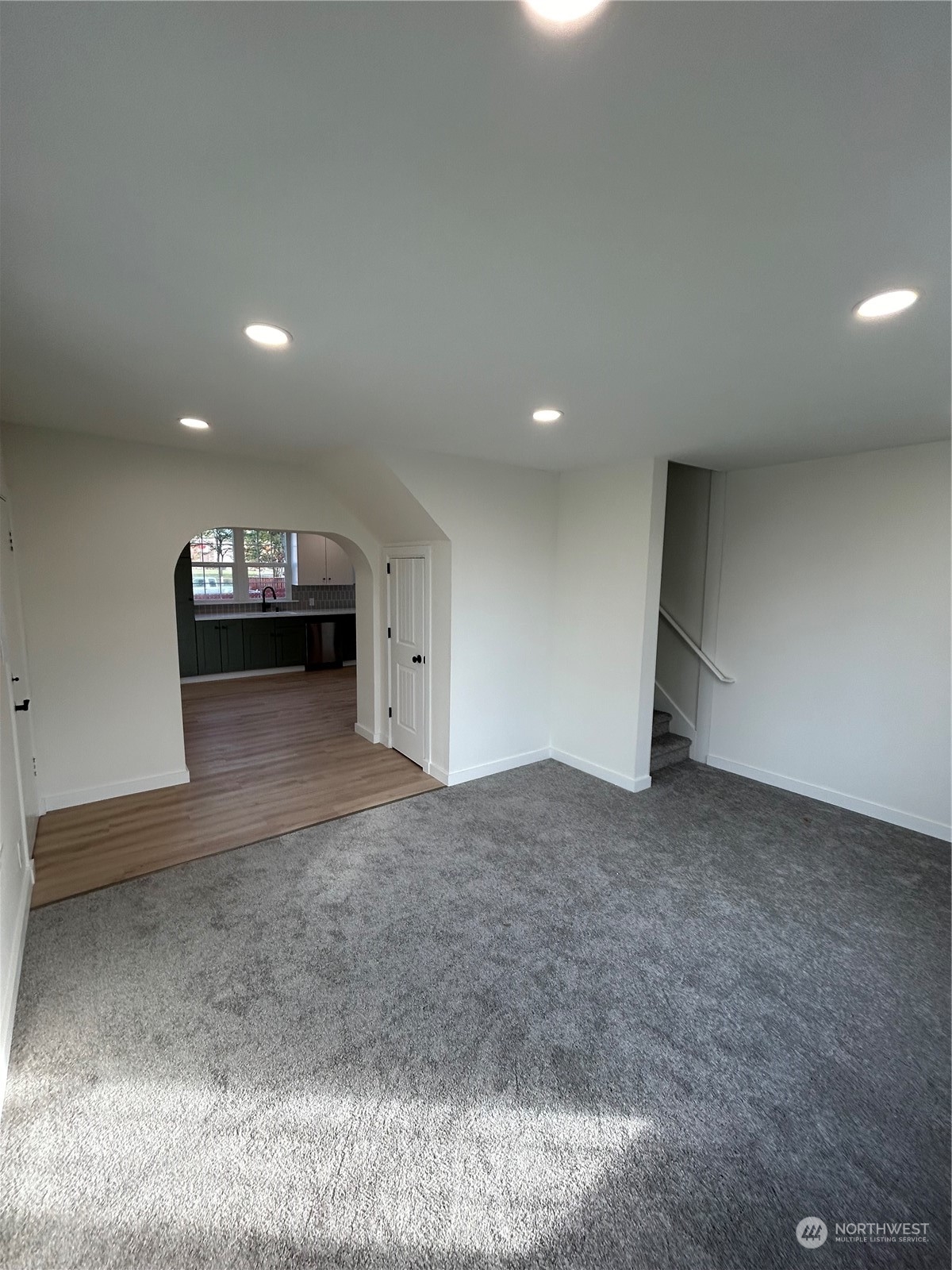 2050 Roosevelt Avenue Property Photo 2