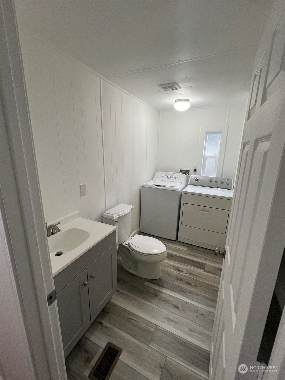 2115 Rocky Point Road 26b Property Photo 7