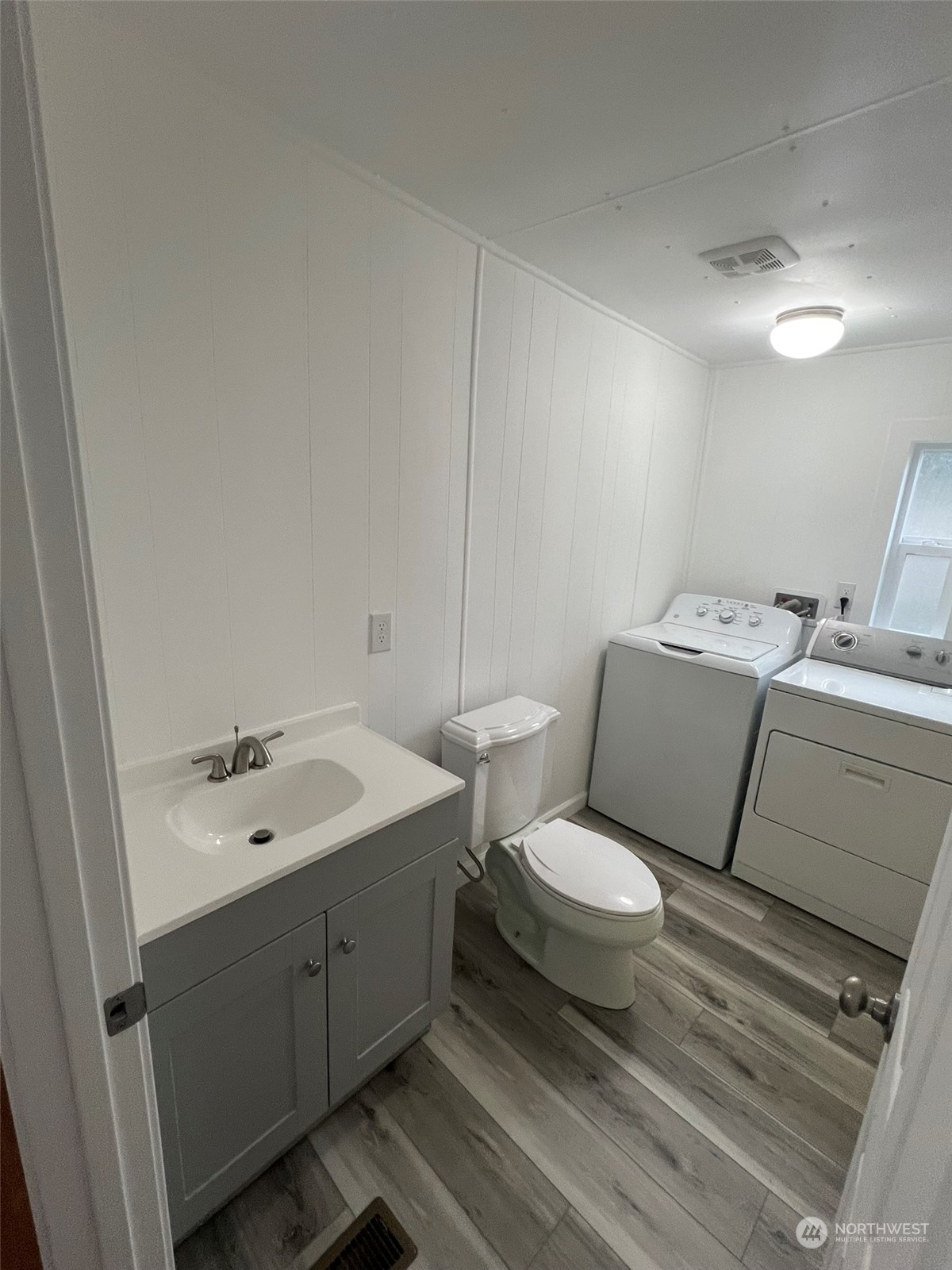 2115 Rocky Point Road 26b Property Photo 8