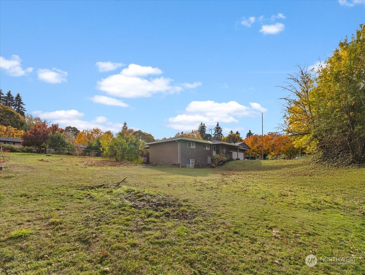 1515 June Drive Property Photo 3