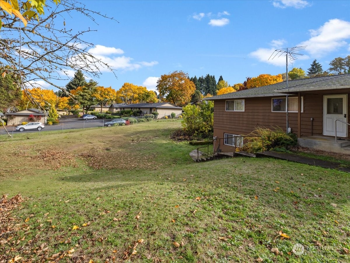 1515 June Drive Property Photo 4