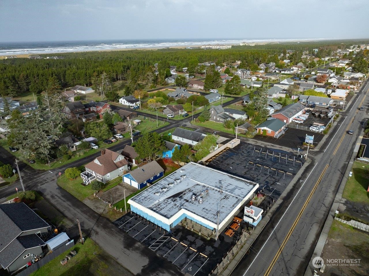 1917 Pacific Avenue Property Photo 4