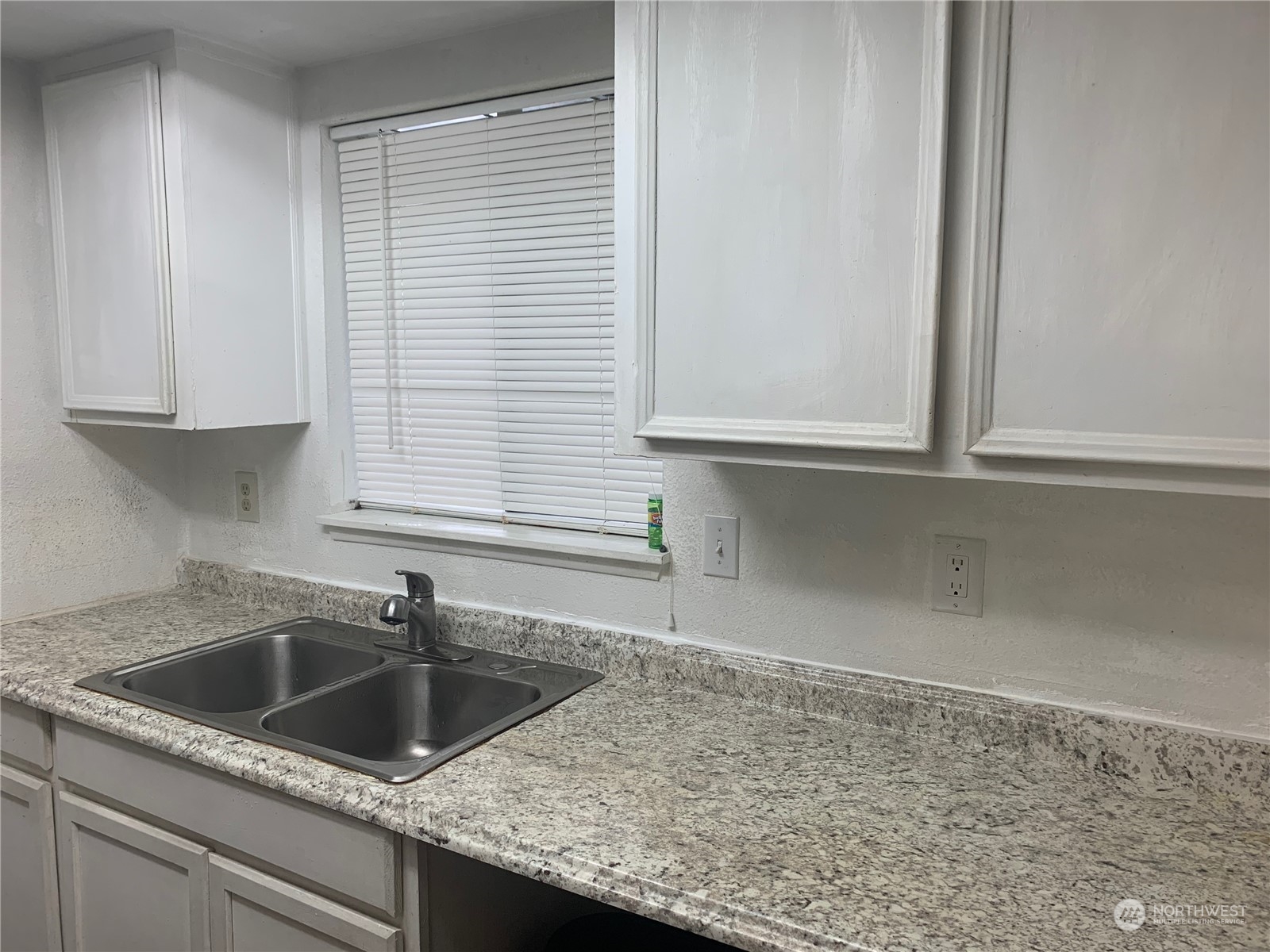 29003 28th Place Property Photo 4