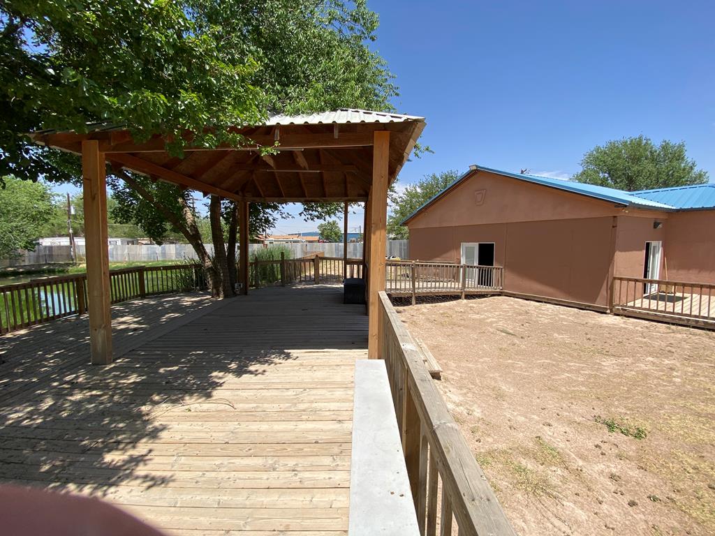 7303 N County Road West Property Photo 4