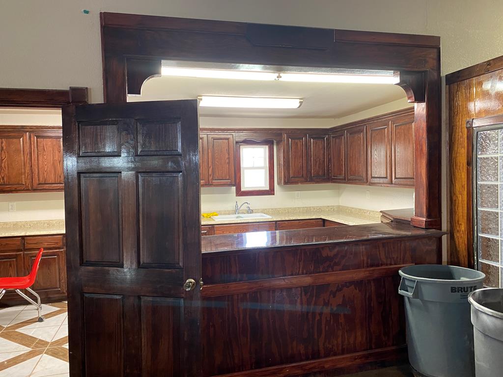 7303 N County Road West Property Photo 26