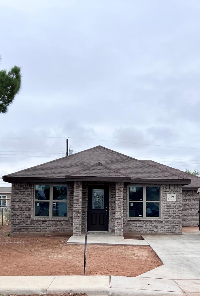 309 Bunche Property Photo