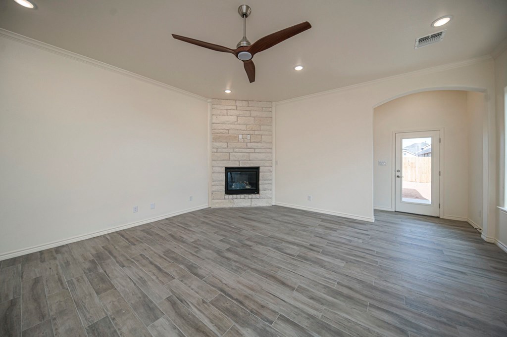 1825 Twin Falls Dr Property Photo 22