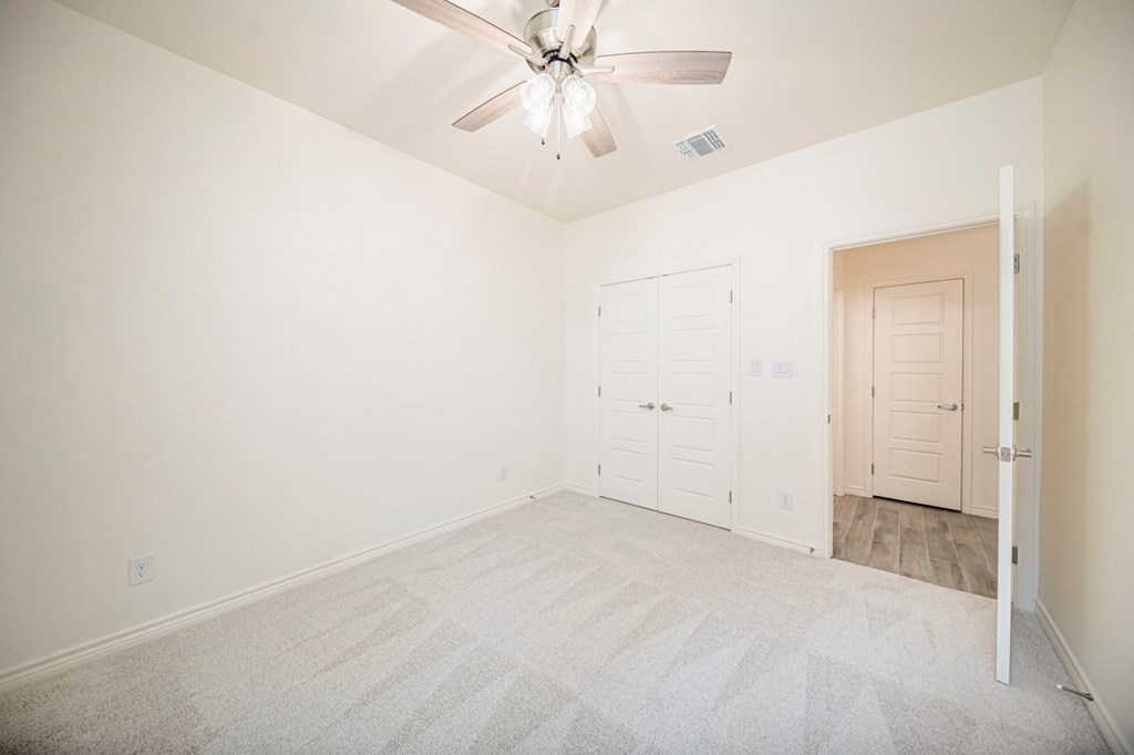 1825 Twin Falls Dr Property Photo 47