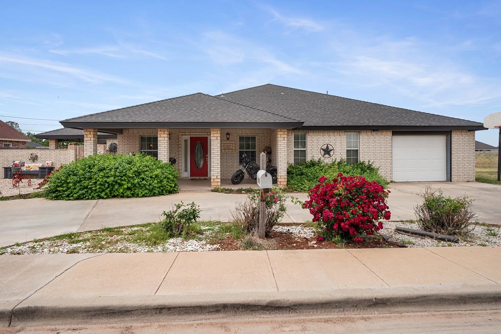 1527 Nw 9th St Property Photo 1