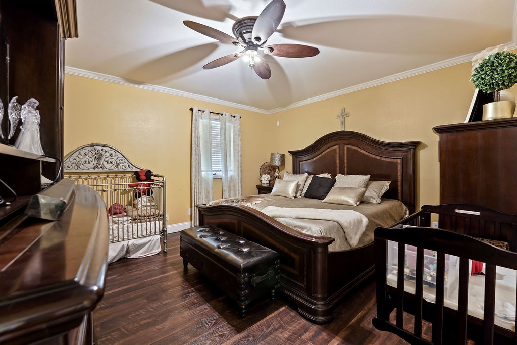 2211 Oaklawn Dr. Property Photo 11