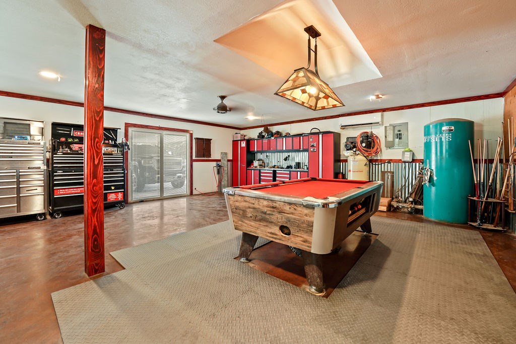 2211 Oaklawn Dr. Property Photo 40