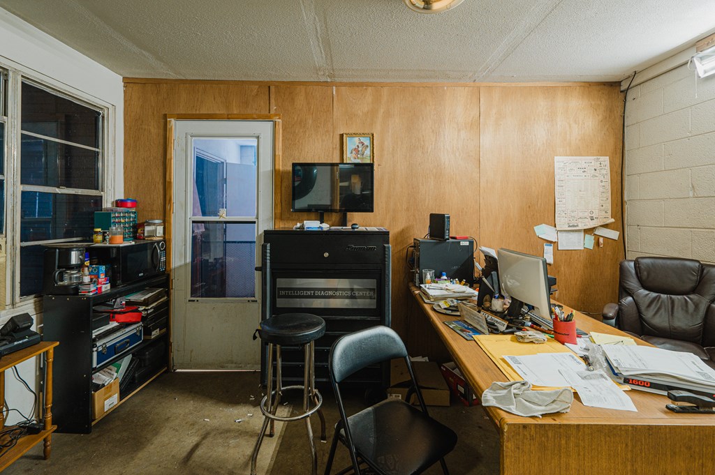 808 N Muskingum Ave Property Photo 8