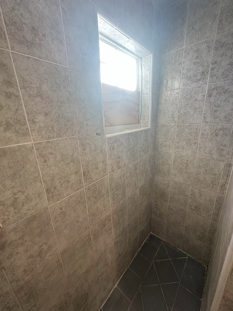 11 Los Ranchos Estates Property Photo 19