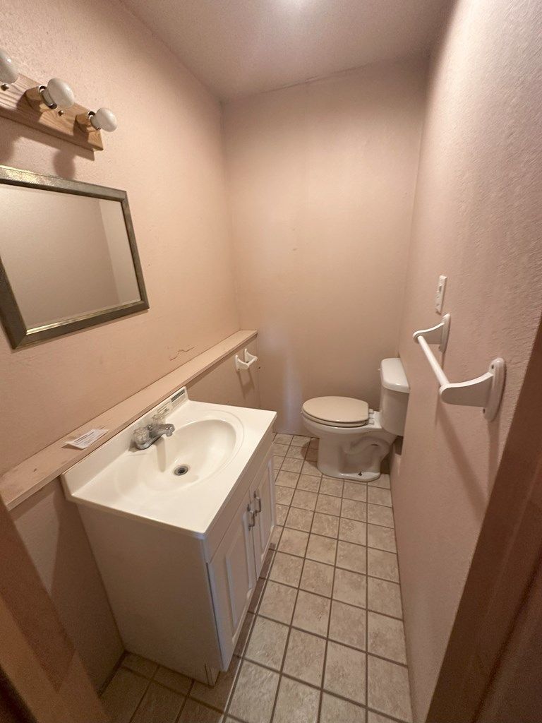 11 Los Ranchos Estates Property Photo 28