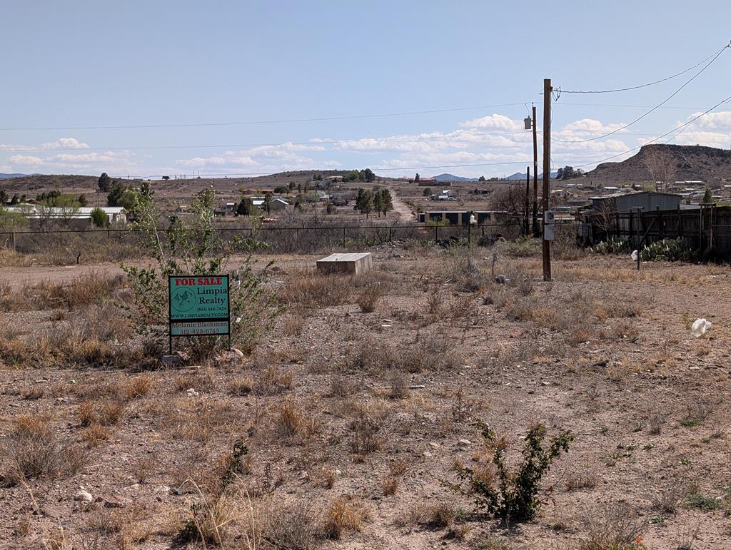 700 Rattlesnake Ln Property Photo
