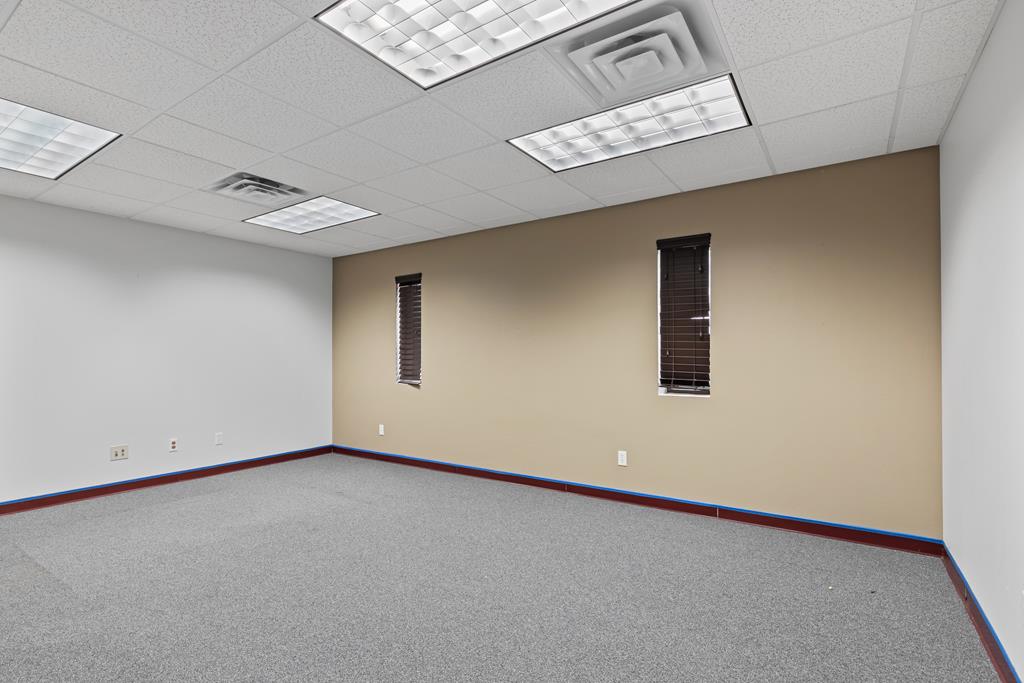1128 S Grandview # C2 Property Photo 6