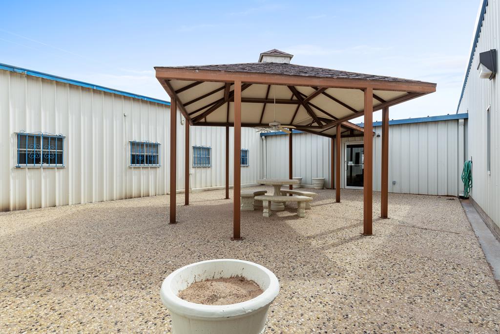 1128 S Grandview # C2 Property Photo 18