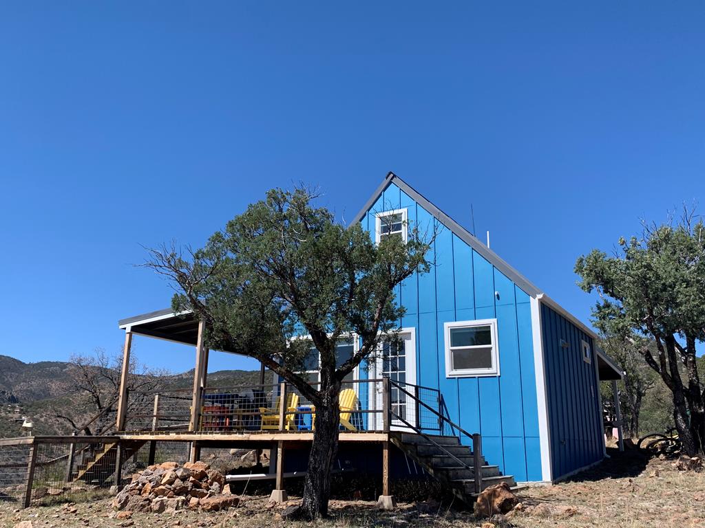 104 Low Meadow Point Property Photo 1