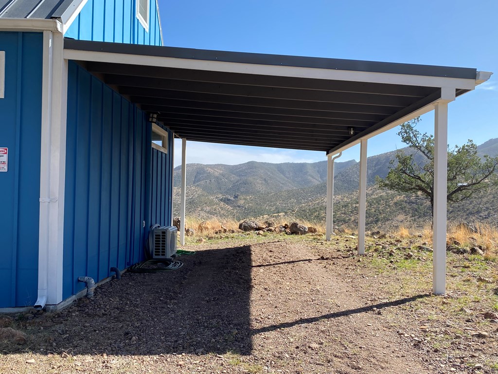 104 Low Meadow Point Property Photo 2